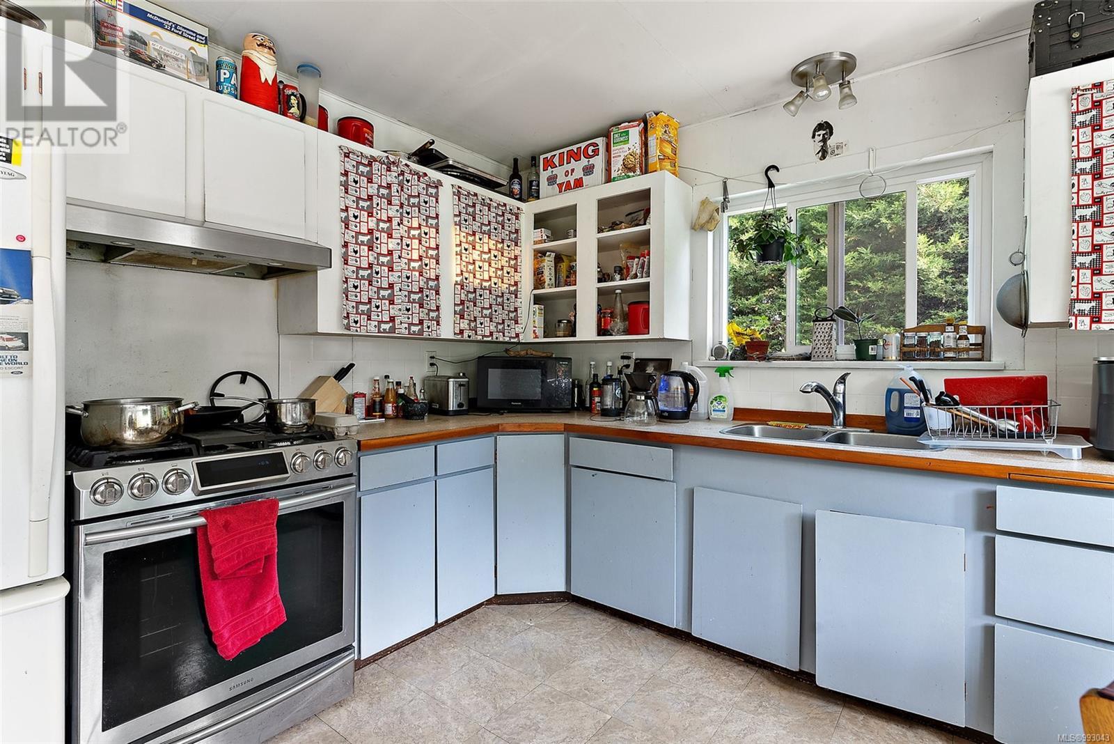 160 Price Pl, Duncan