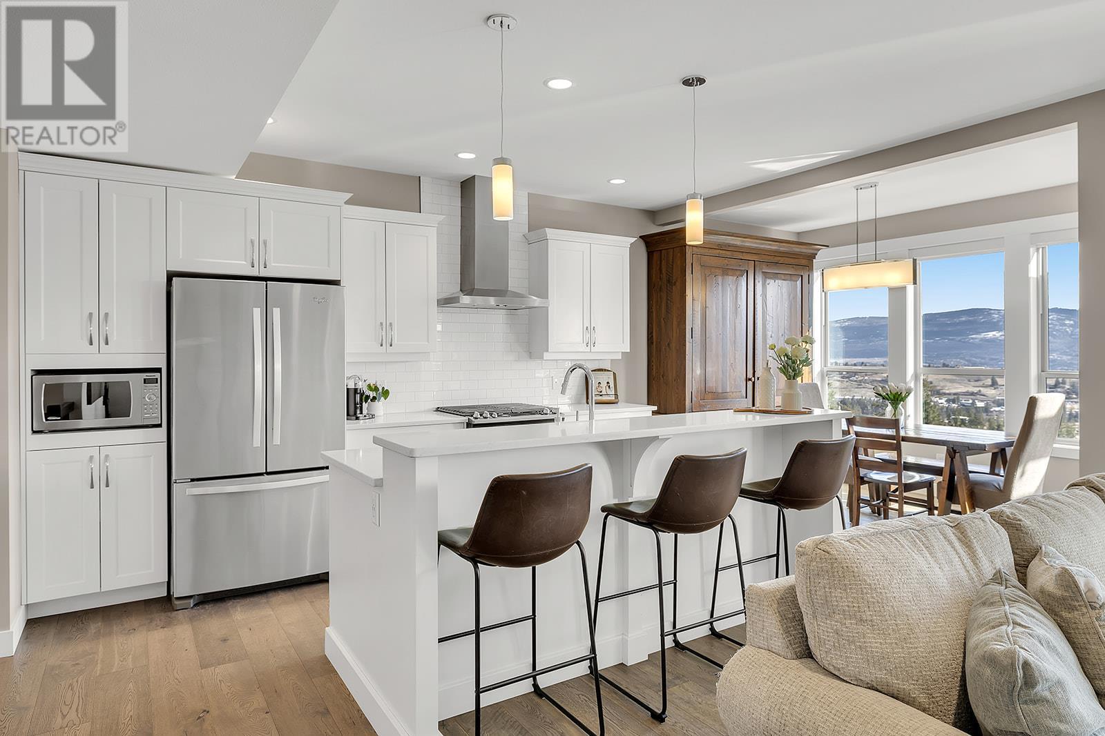 25 1870 Rosealee Lane, West Kelowna