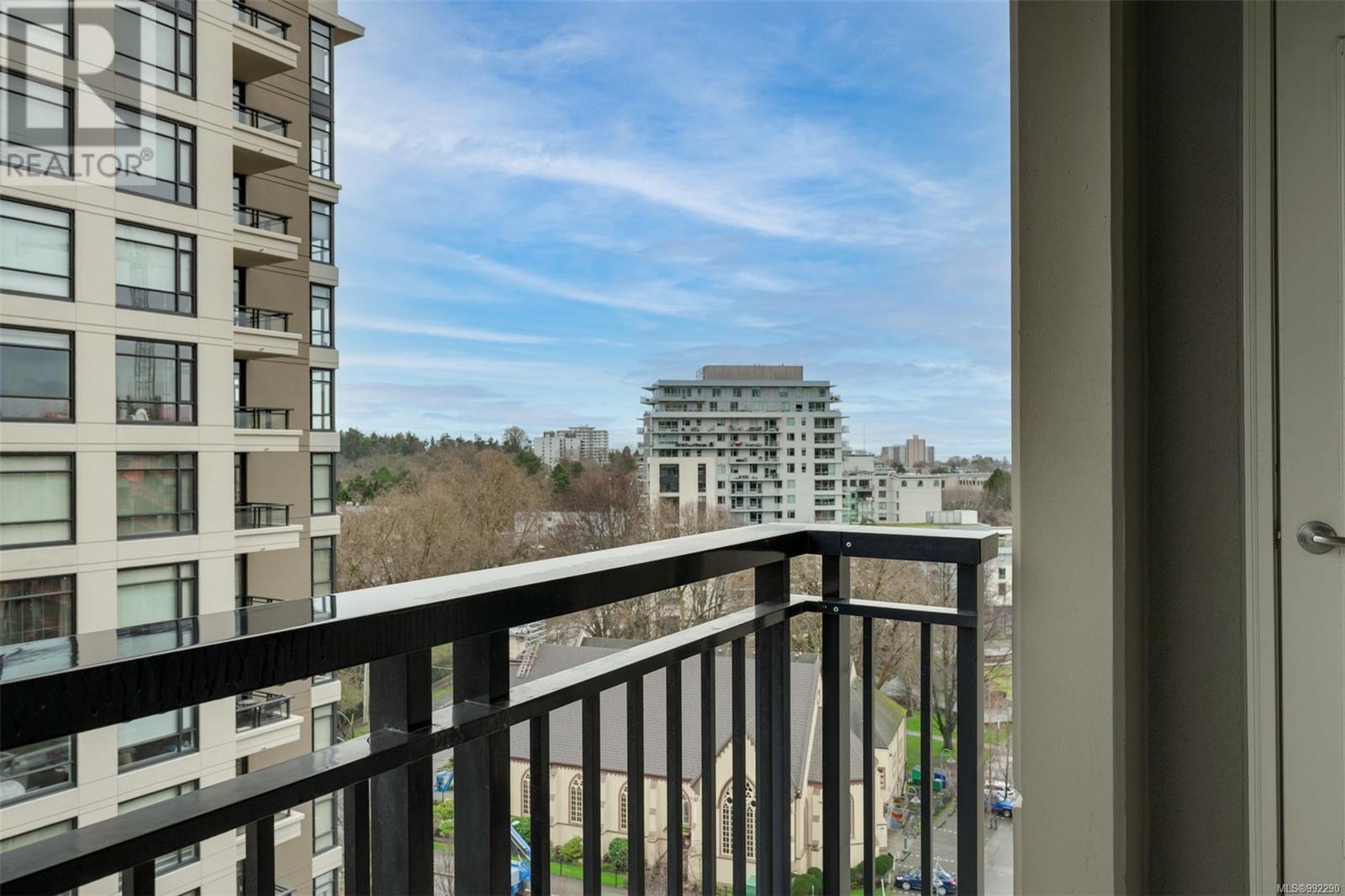 #1007 751 FAIRFIELD RD - Image 14