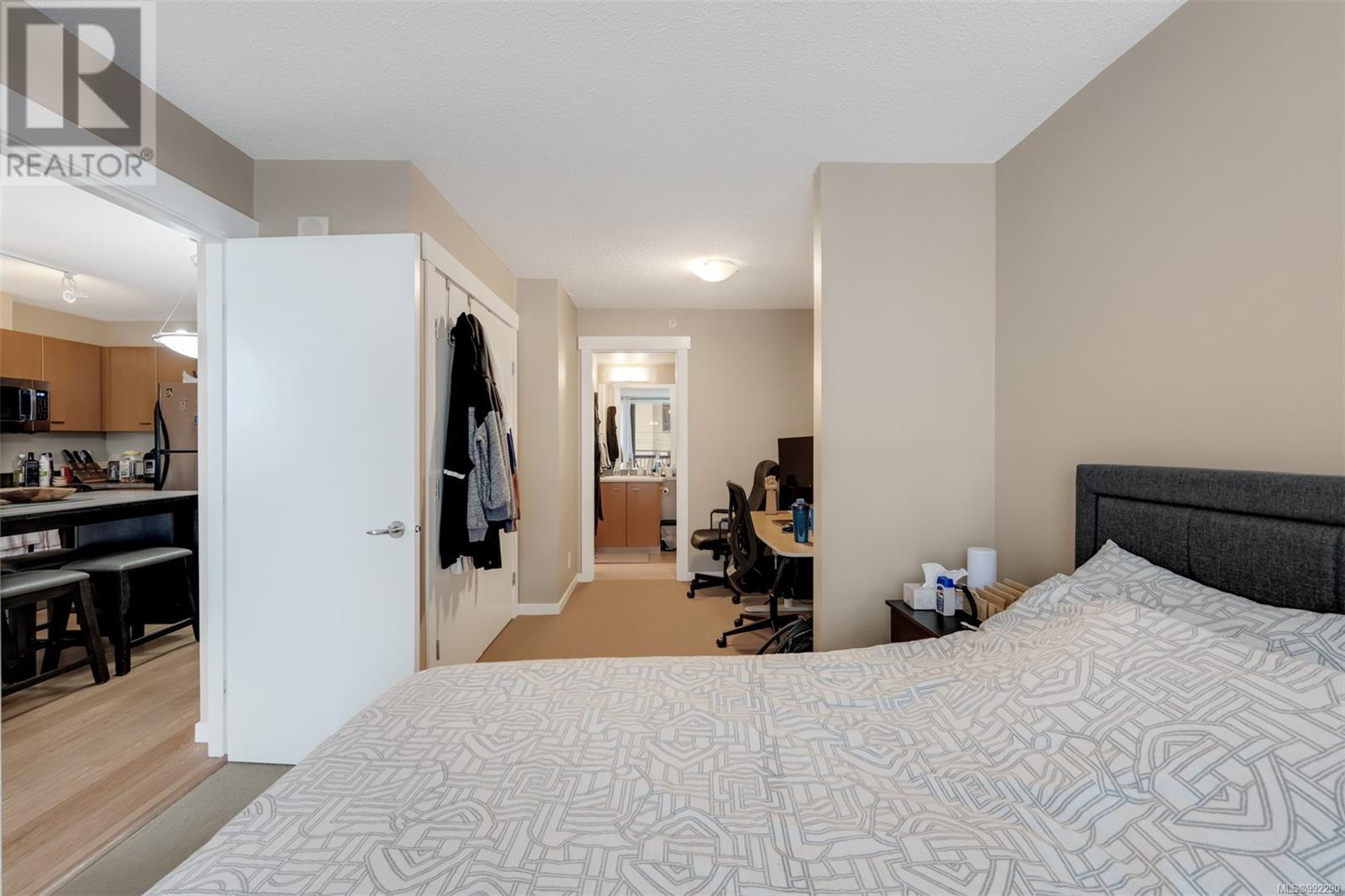 #1007 751 FAIRFIELD RD - Image 10