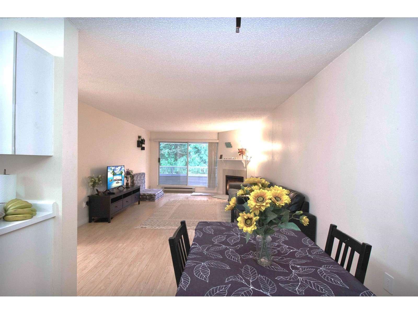 Photo 7 of 404 9644 134 Street, Surrey BC