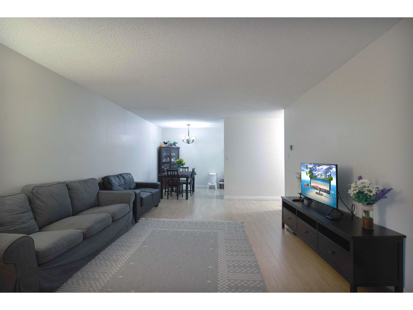 Photo 8 of 404 9644 134 Street, Surrey BC