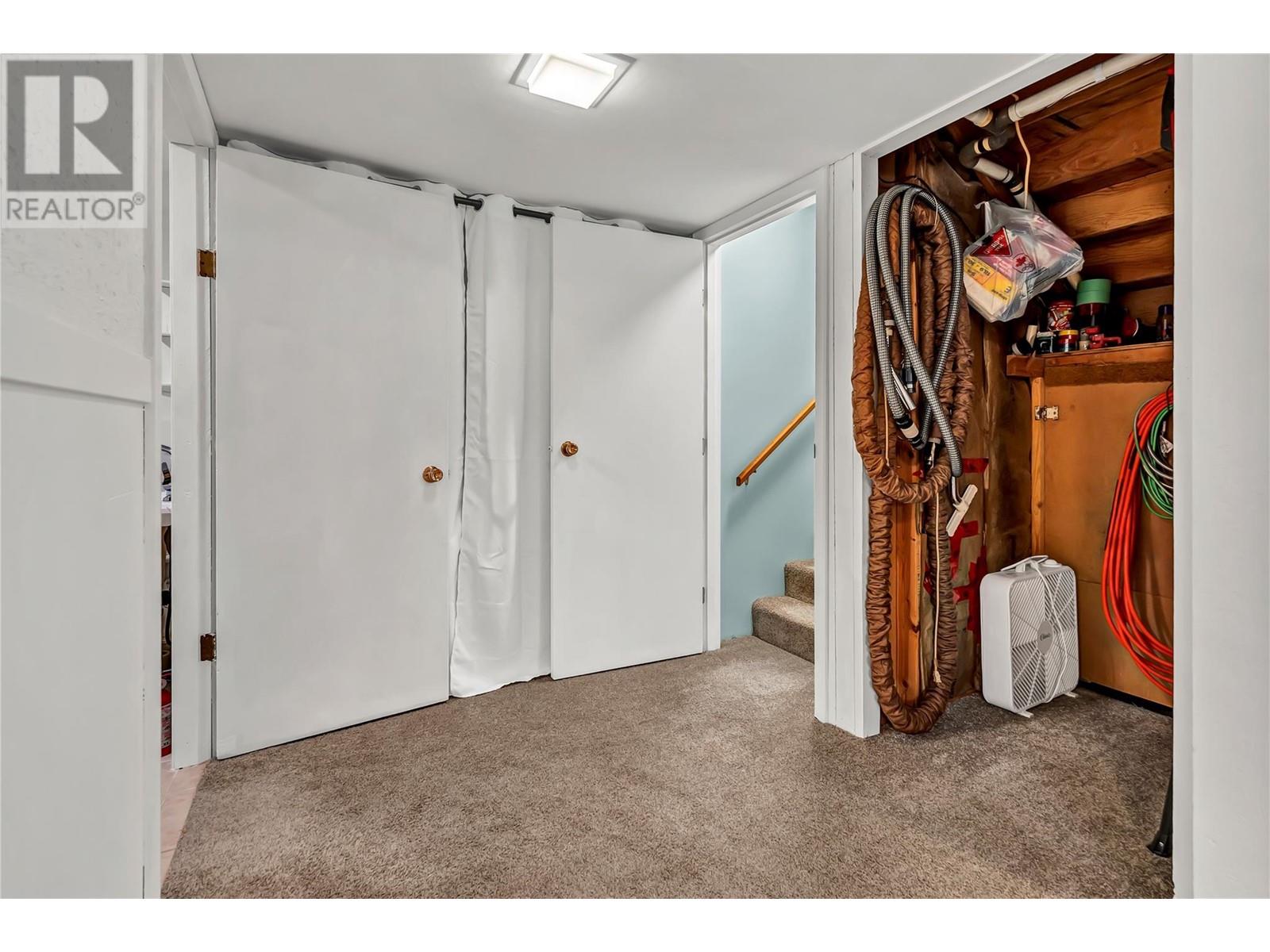  12818 Reynolds Avenue, Summerland