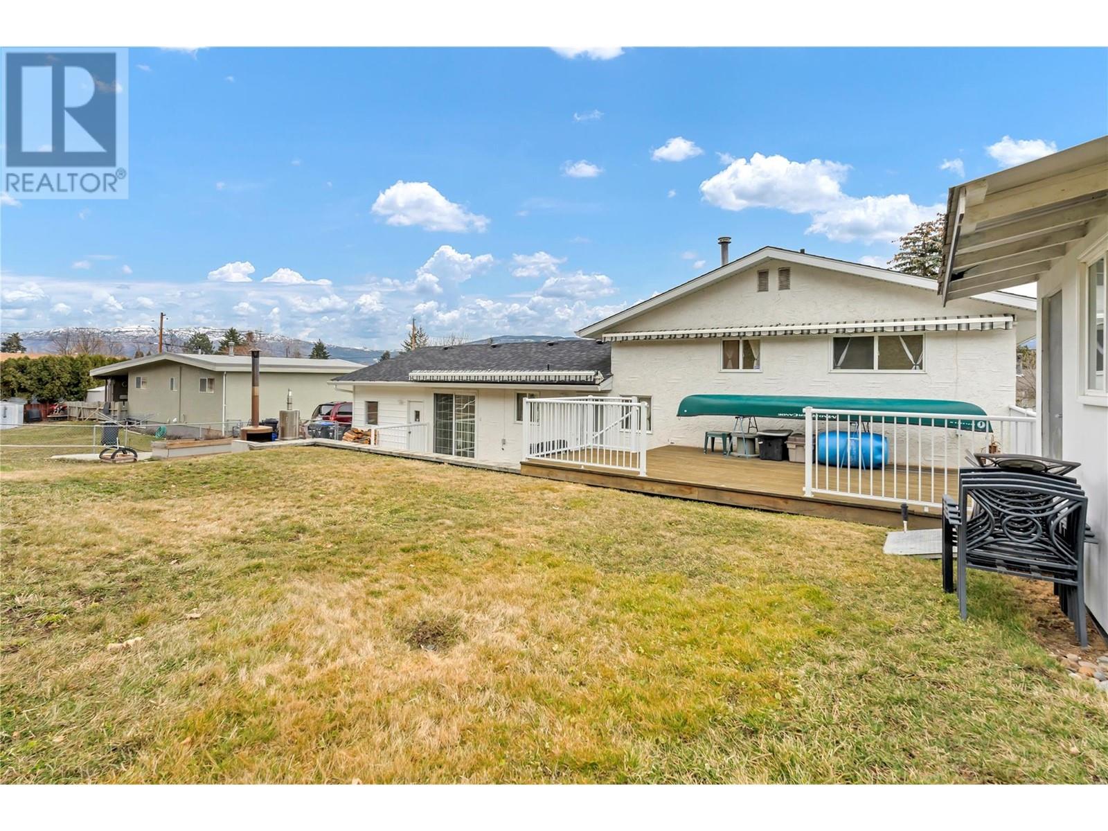  12818 Reynolds Avenue, Summerland