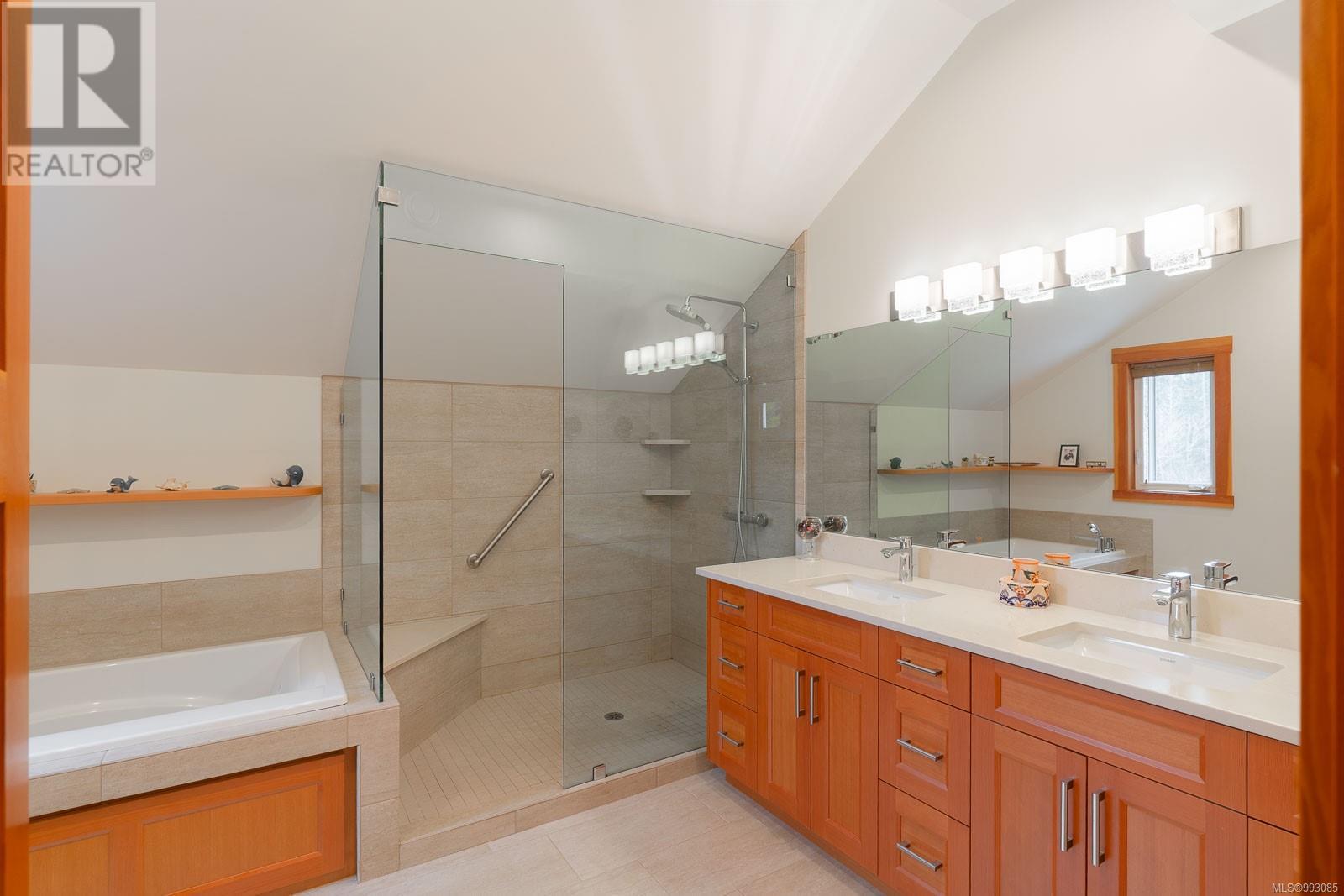 10087 Blower Rd, Port Alberni real estate listing 993085