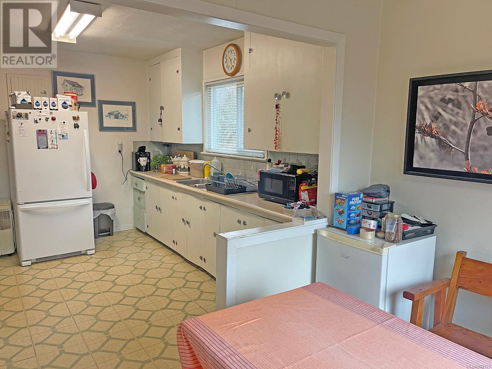 474 Wakesiah Ave, Nanaimo real estate listing 993151