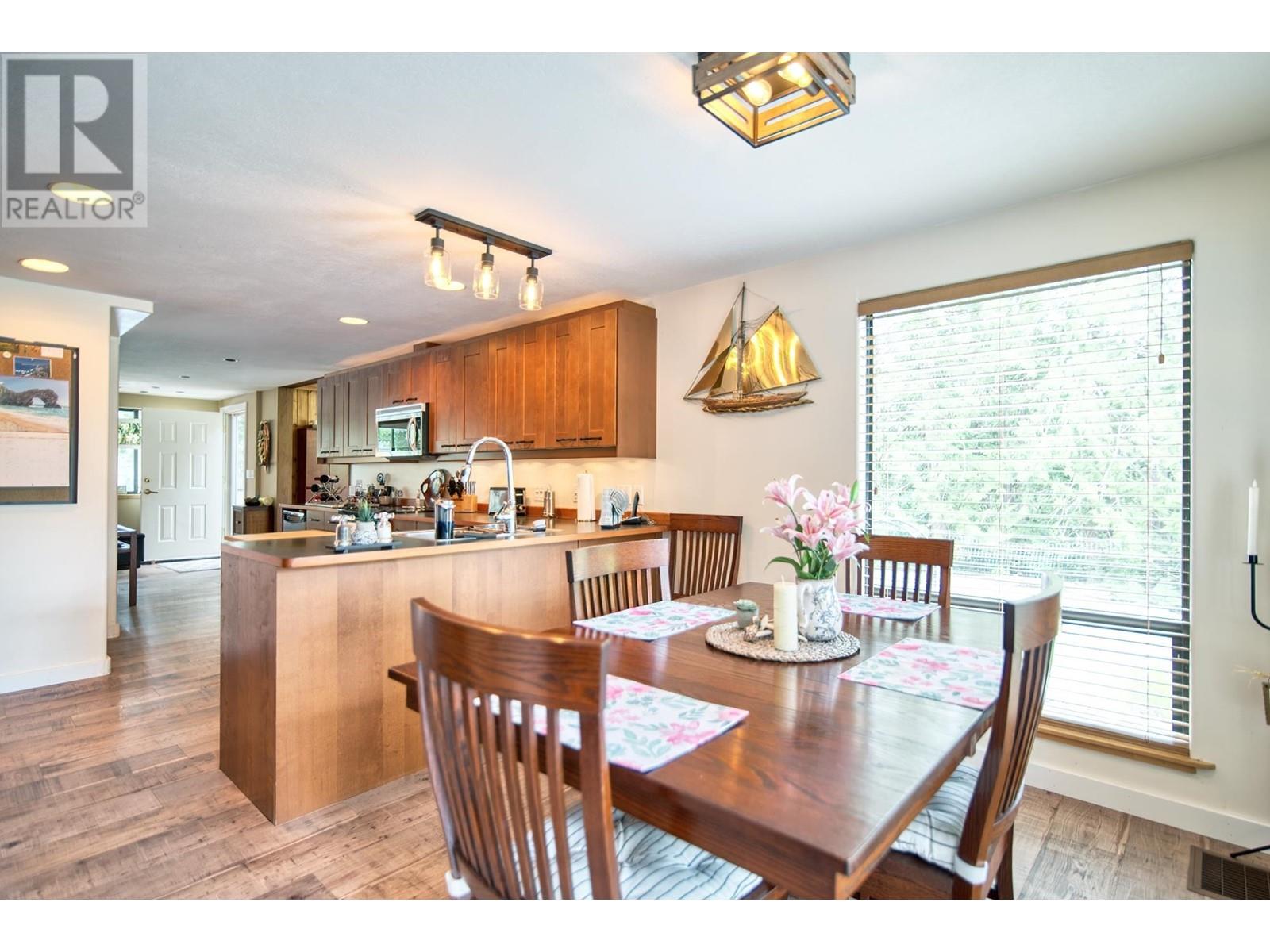 4546 SINCLAIR BAY ROAD, Garden Bay