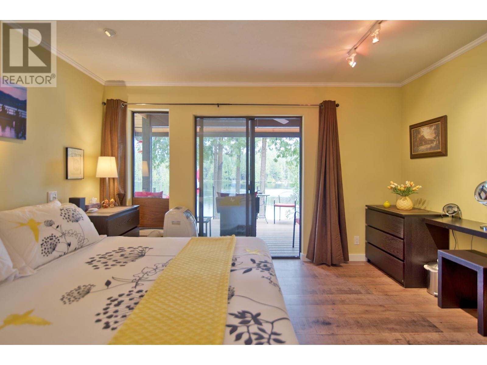 4546 SINCLAIR BAY ROAD, Garden Bay