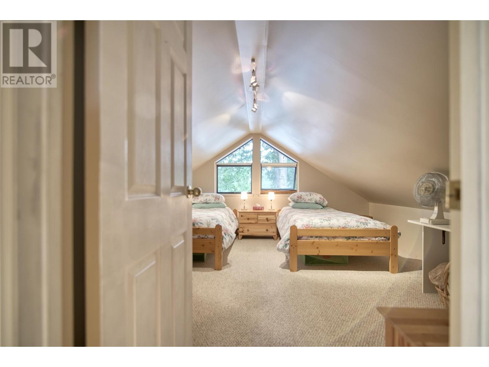 4546 SINCLAIR BAY ROAD, Garden Bay