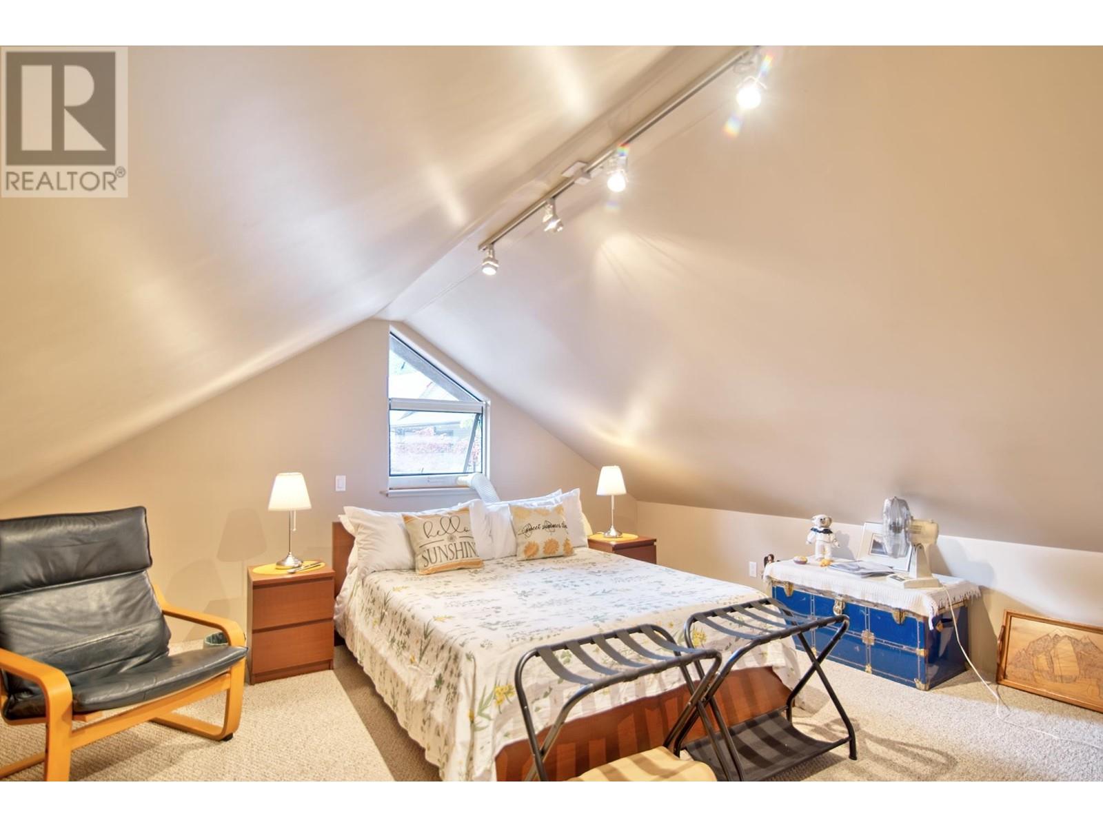 4546 SINCLAIR BAY ROAD, Garden Bay