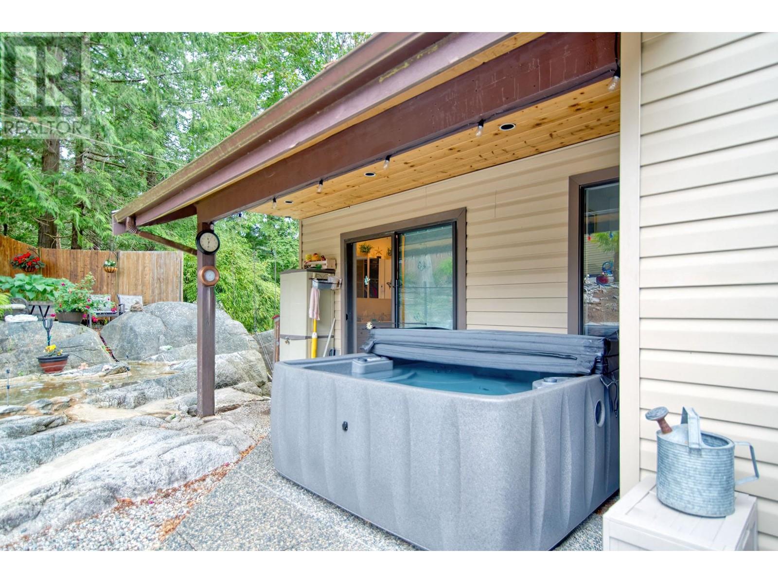 4546 SINCLAIR BAY ROAD, Garden Bay