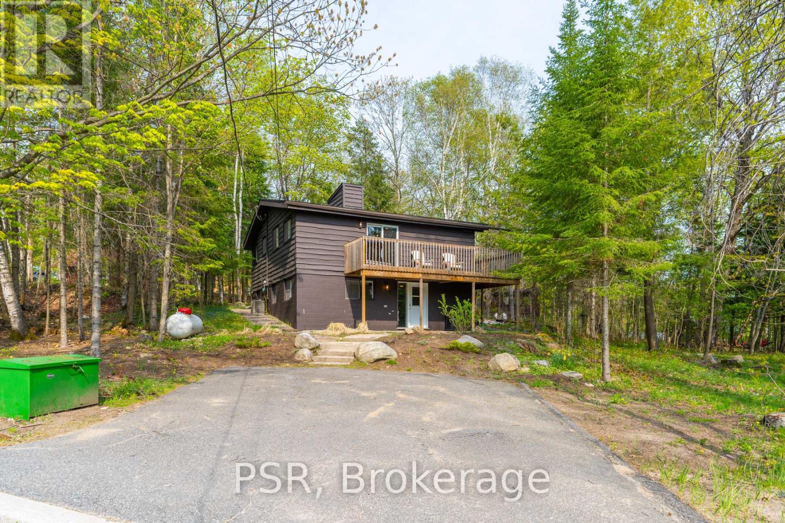 Photo 17 of 191 Chalet Crescent, Huntsville ON
