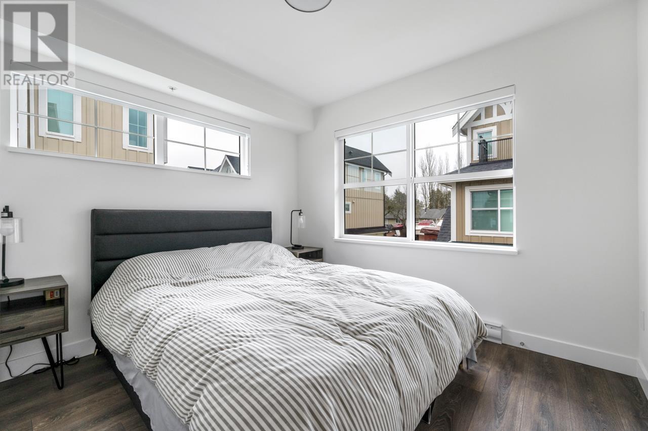 Photo 11 of 108 707 Robinson Street, Coquitlam BC