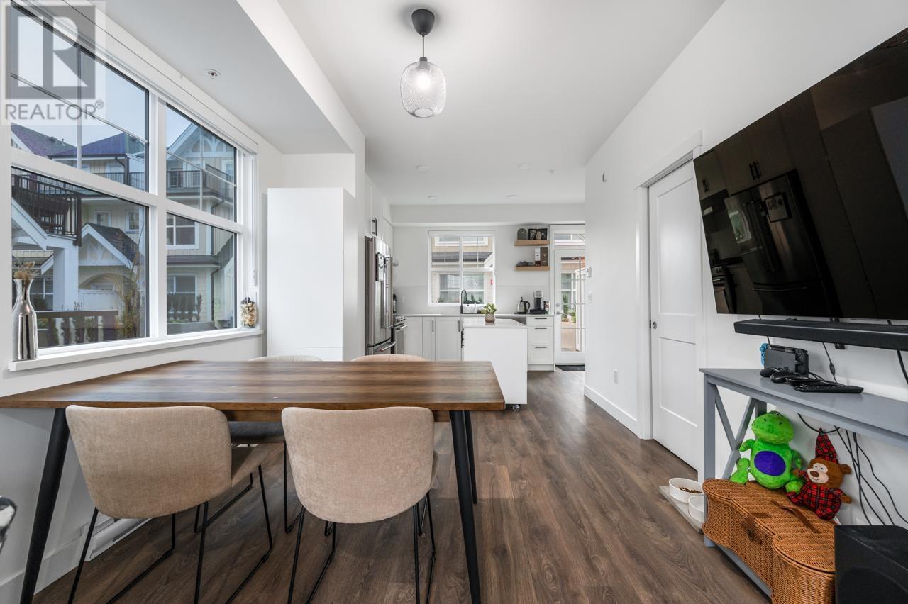 Photo 13 of 108 707 Robinson Street, Coquitlam BC