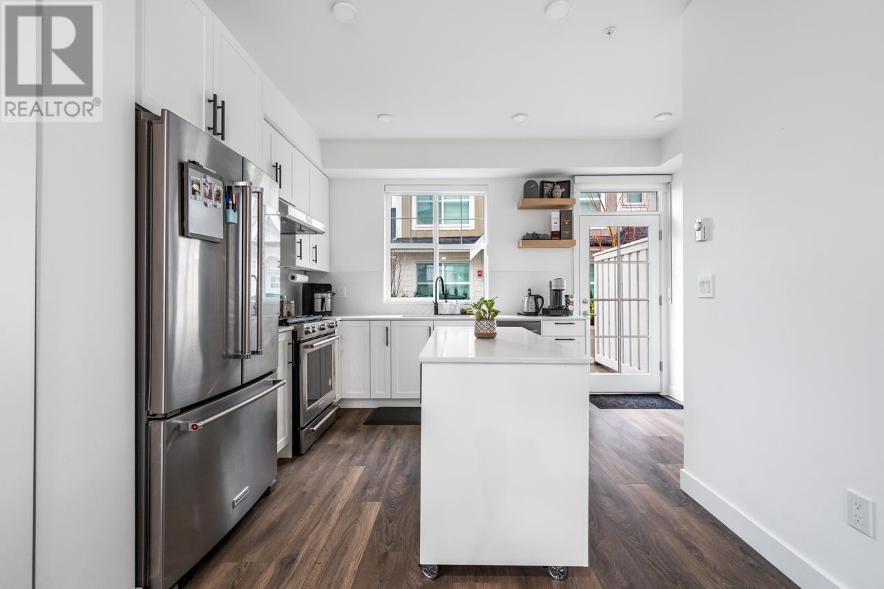 Photo 16 of 108 707 Robinson Street, Coquitlam BC