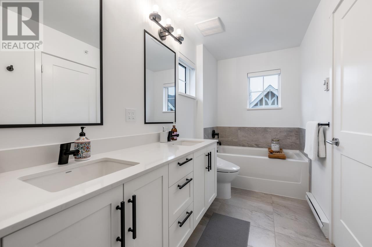 Photo 6 of 108 707 Robinson Street, Coquitlam BC