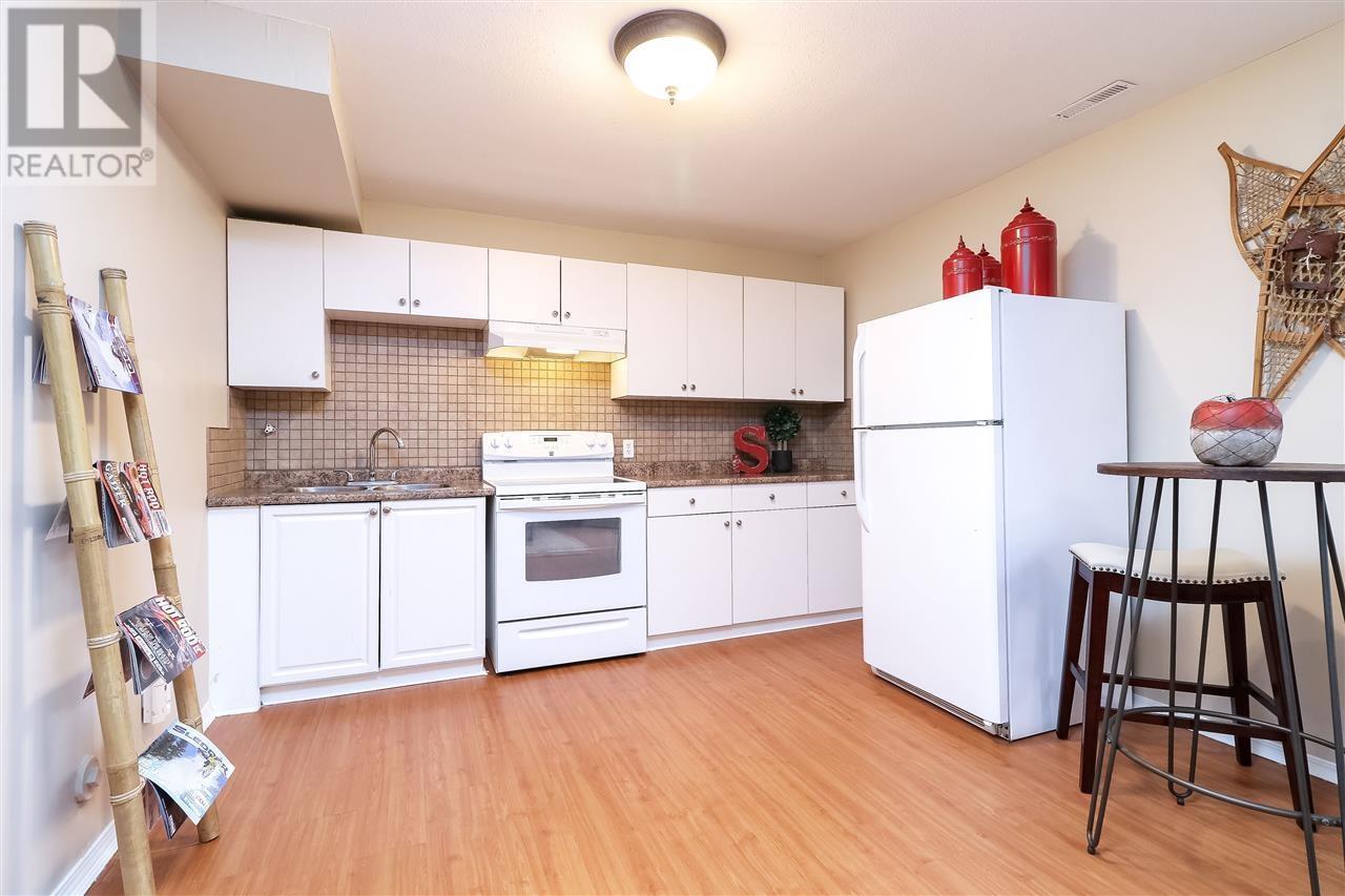 1350 SUTHERLAND AVENUE, Port Coquitlam real estate listing R2982212