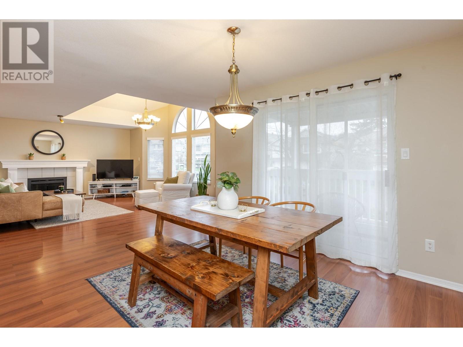 1350 SUTHERLAND AVENUE, Port Coquitlam real estate listing R2982212