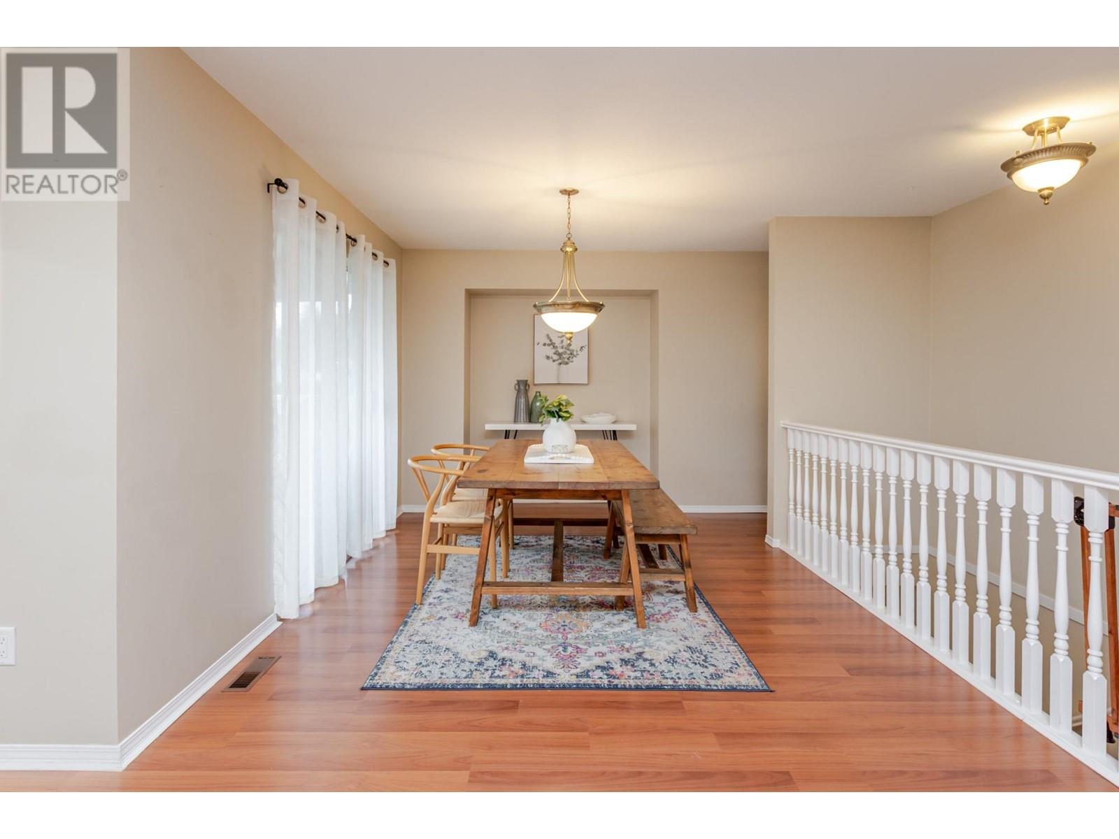 1350 SUTHERLAND AVENUE, Port Coquitlam real estate listing R2982212