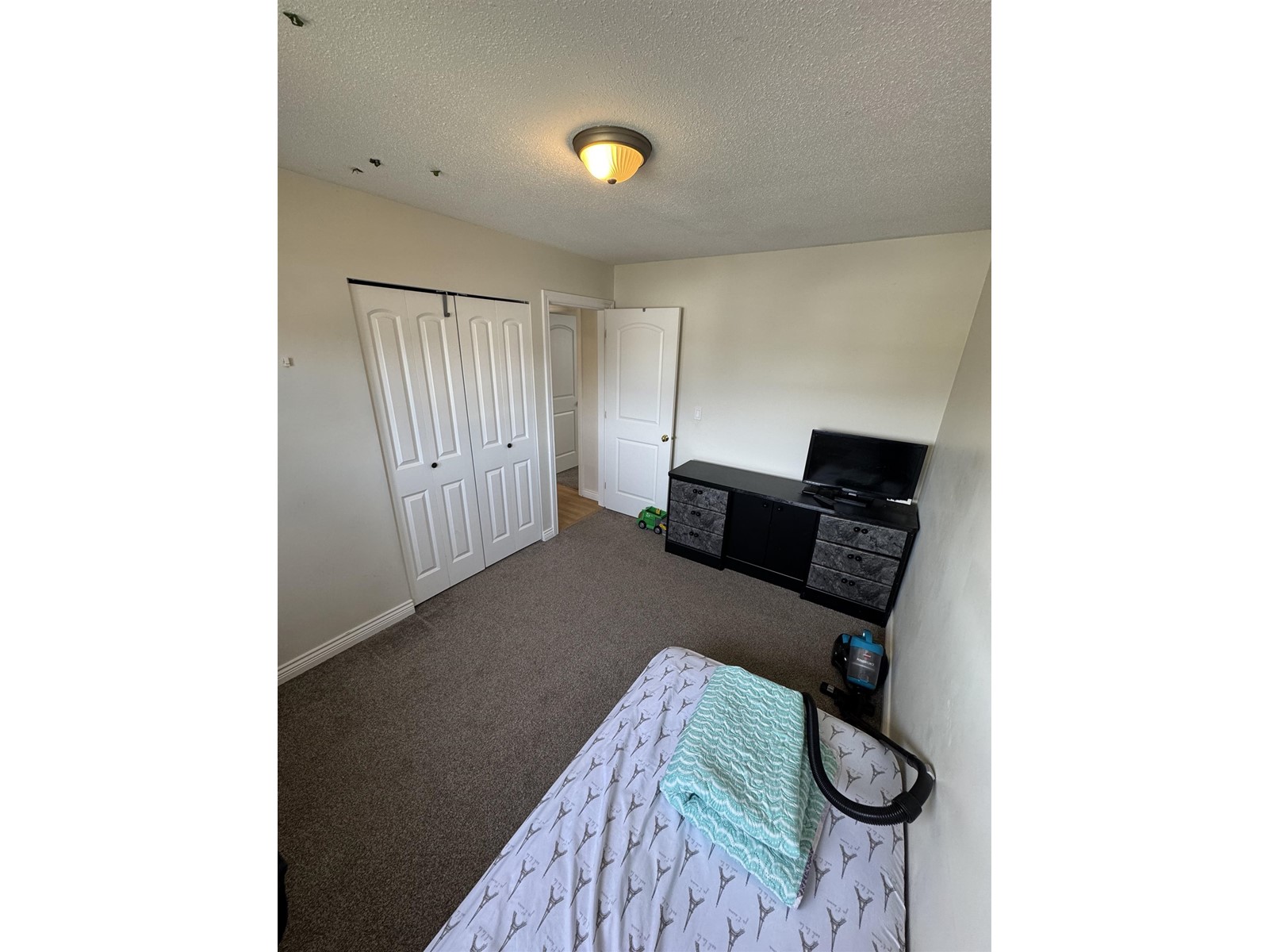 Photo 12 of 1414 Kipling Street, Abbotsford BC