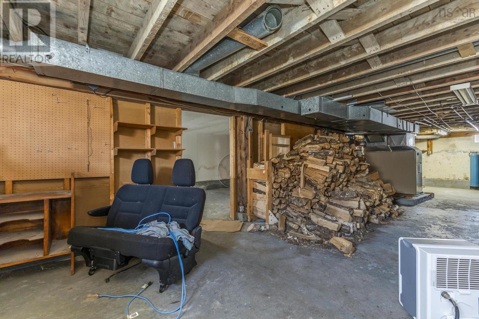 Property 29 of 41 of 11762 Highway 316