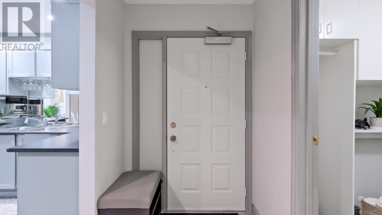335 CHURCHILL Avenue Unit# 205, Penticton