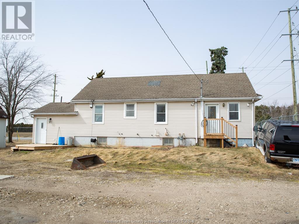 Photo 3 of 588 Mersea Rd 12, Leamington ON