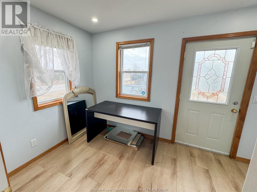 Photo 5 of 588 Mersea Rd 12, Leamington ON