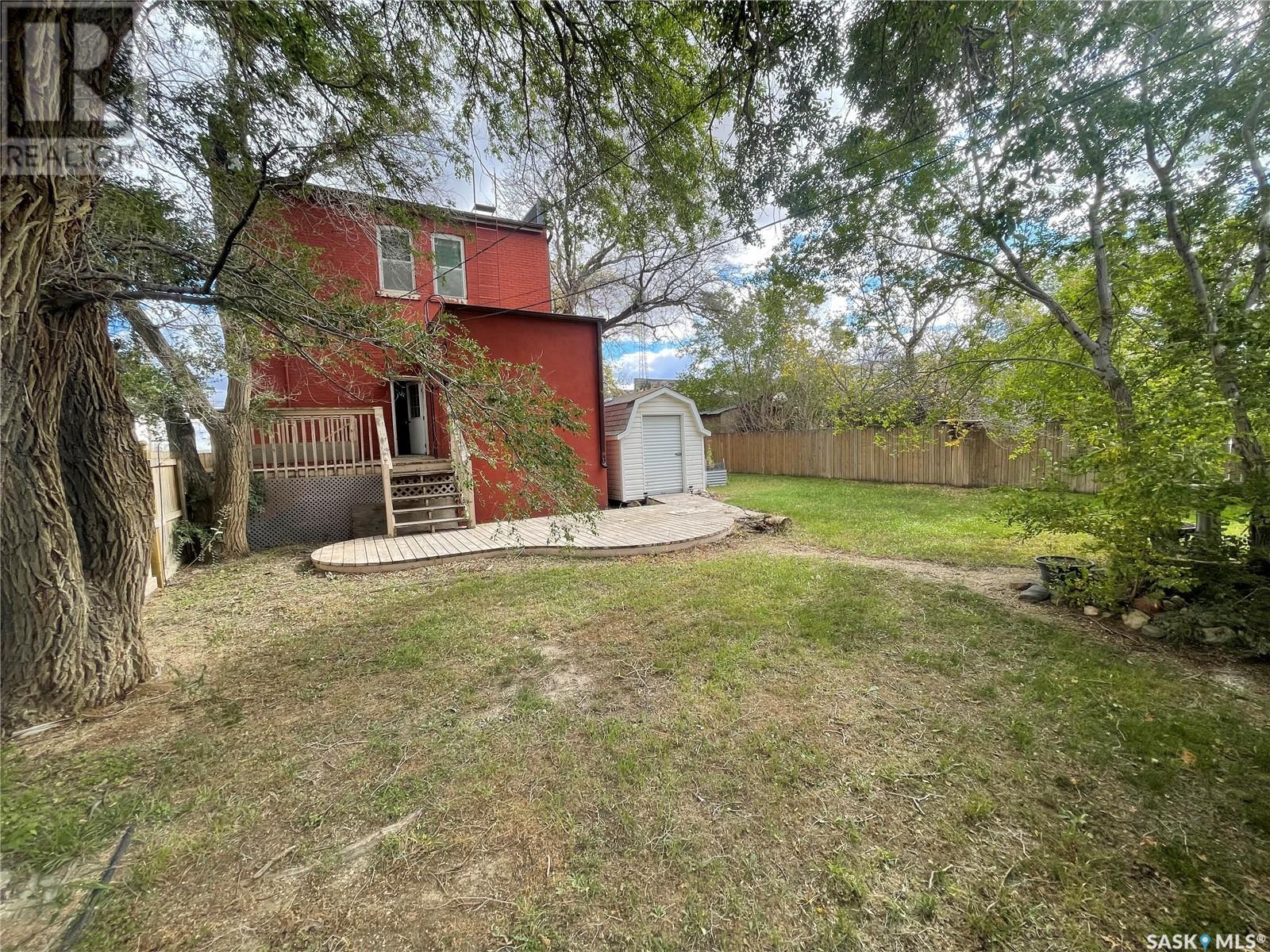 Photo 10 of 1002 9th Street, Perdue SK