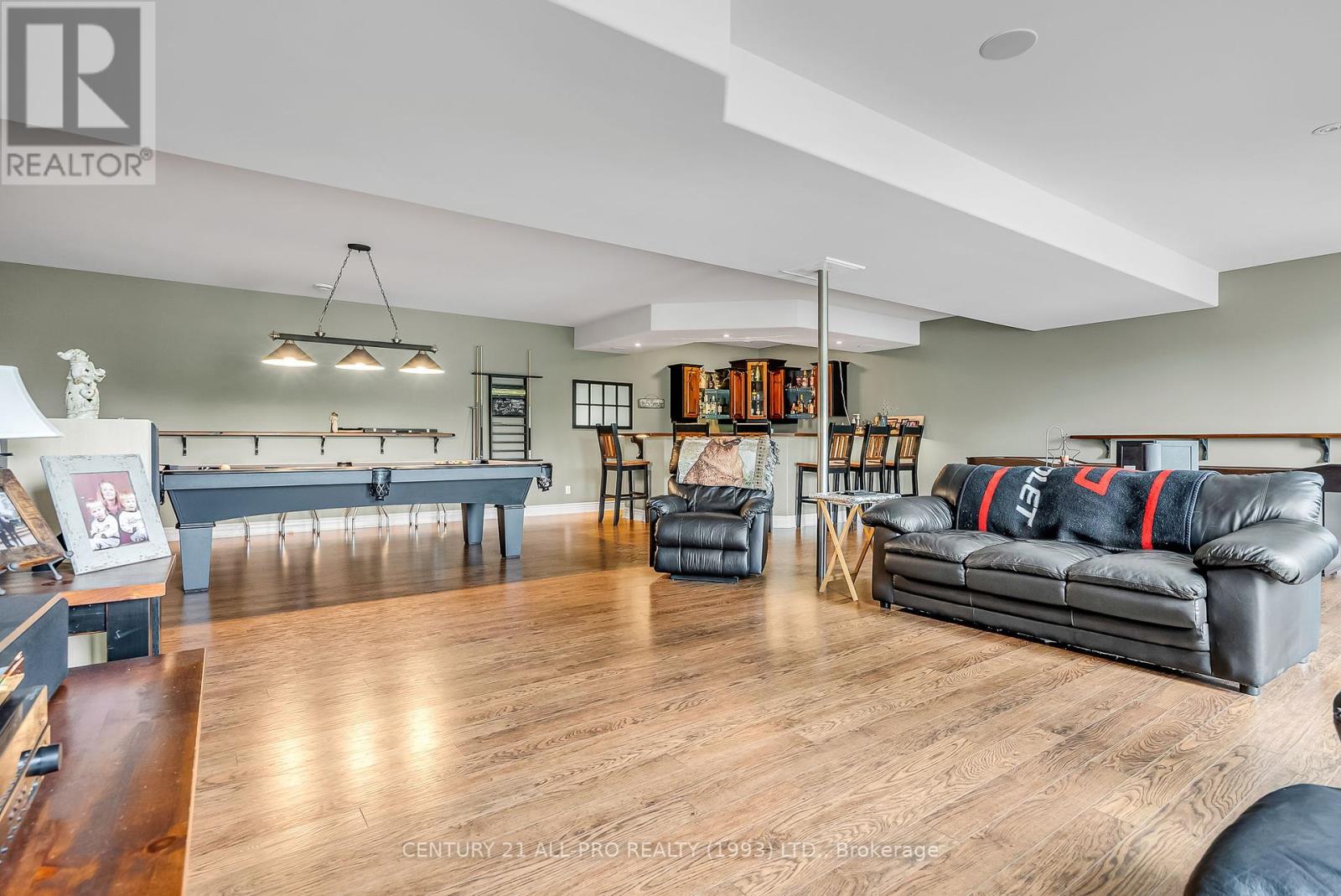Photo 25 of 2300 Victoria Road, Prince Edward County ON