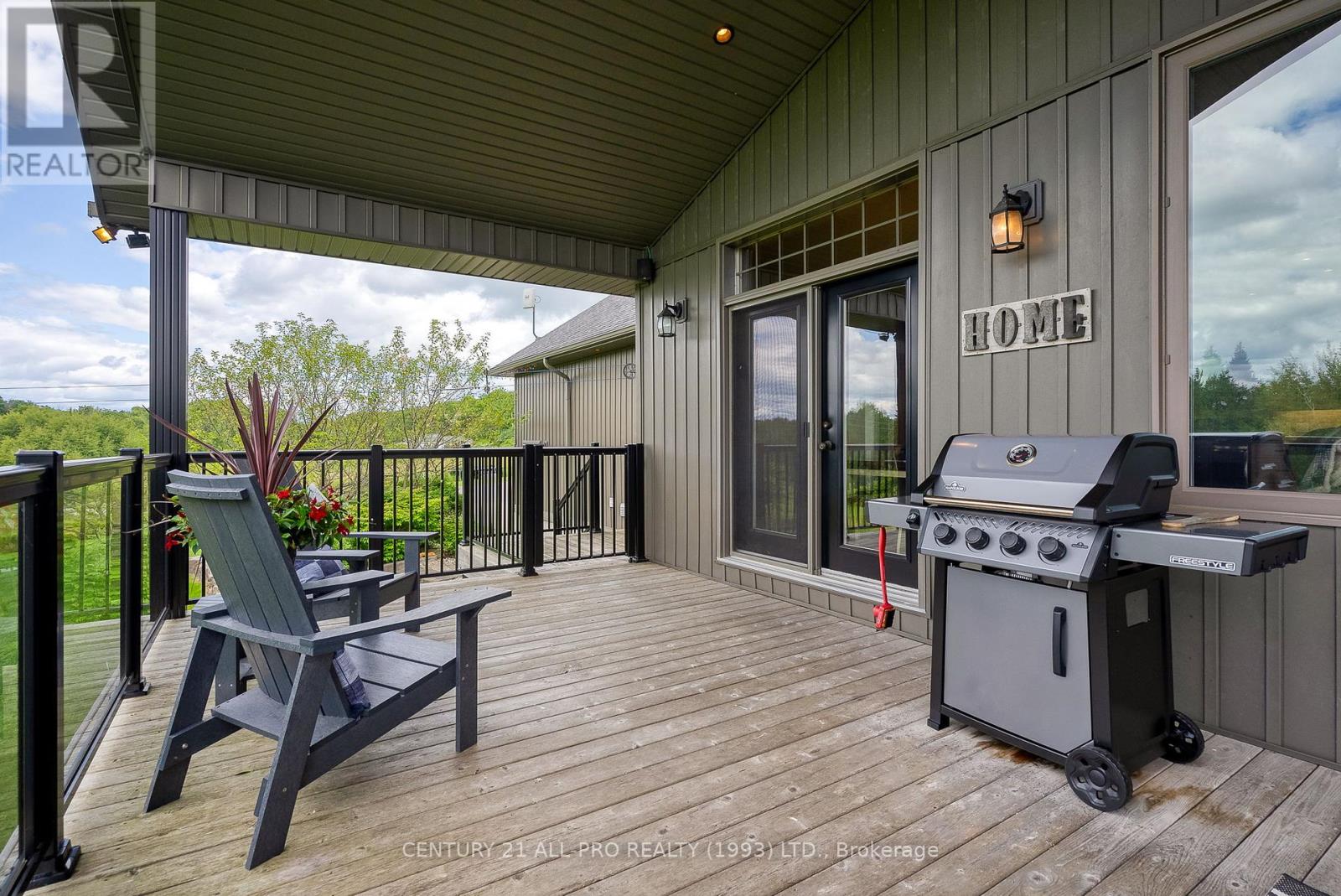 Photo 30 of 2300 Victoria Road, Prince Edward County ON