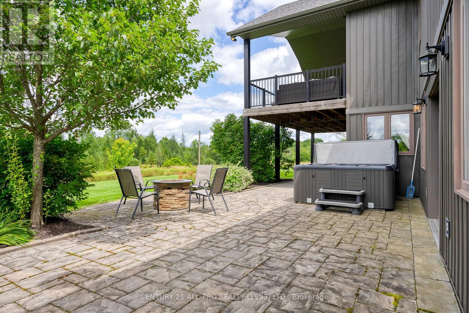 Photo 34 of 2300 Victoria Road, Prince Edward County ON