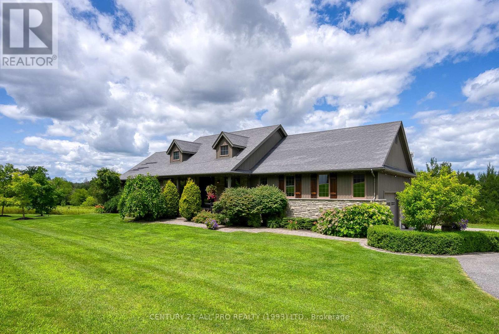 Photo 4 of 2300 Victoria Road, Prince Edward County ON