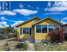  325 Nelson Avenue, Penticton