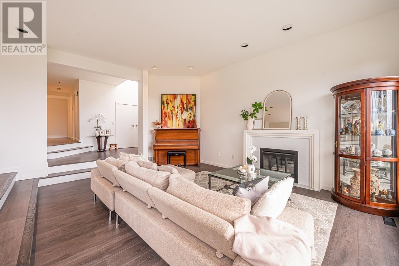 2135 LAWSON AVENUE, West Vancouver