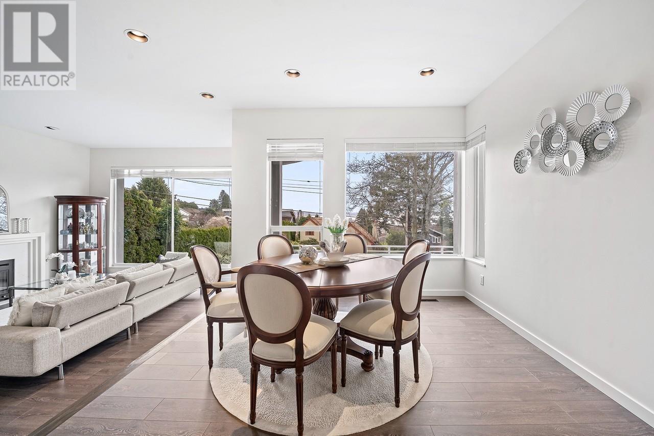 2135 LAWSON AVENUE, West Vancouver