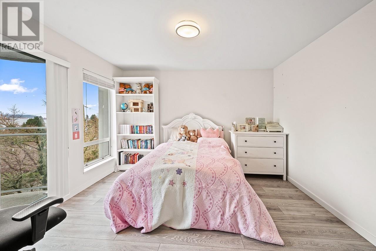 2135 LAWSON AVENUE, West Vancouver