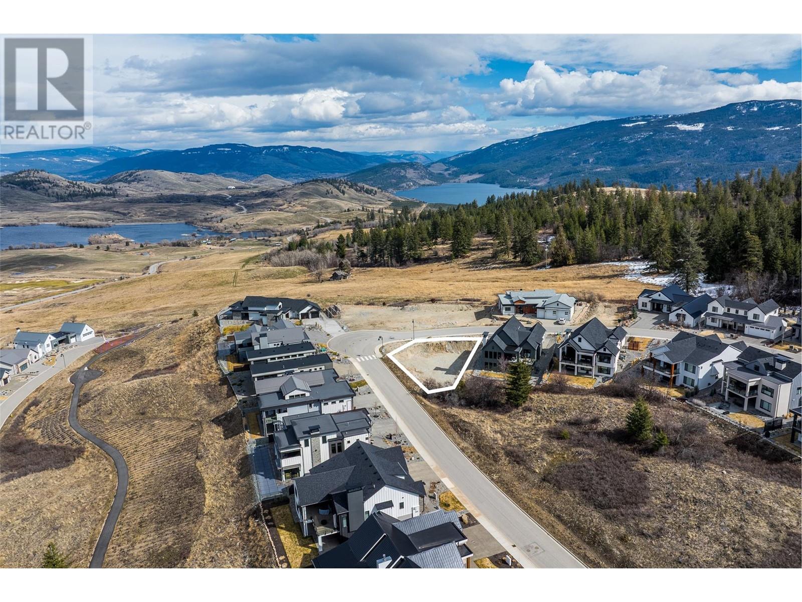 201 Diamond Way, Vernon