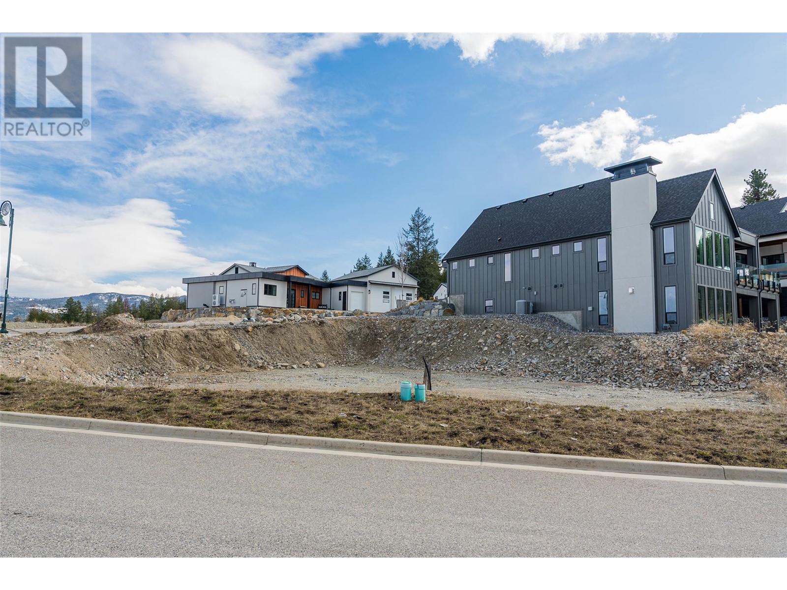 201 Diamond Way, Vernon