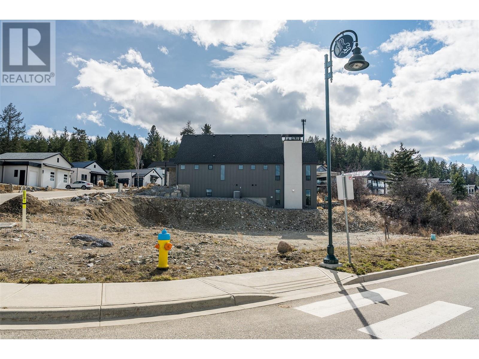 201 Diamond Way, Vernon