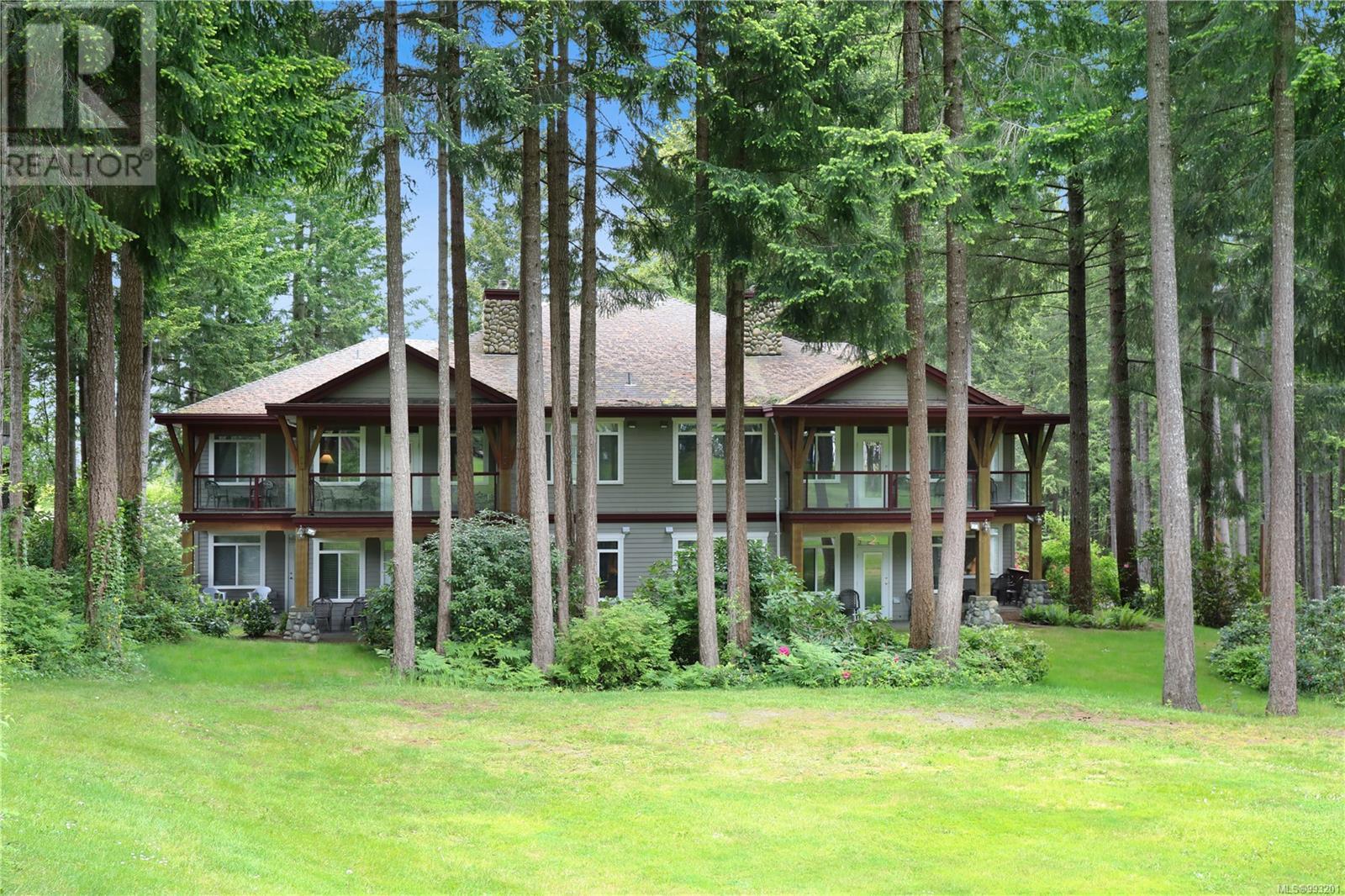 403/404B 366 Clubhouse Dr, Courtenay real estate listing 993201