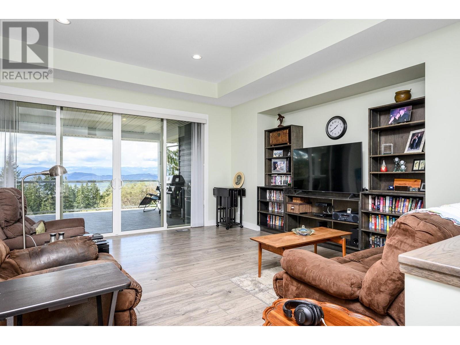 Photo 10 of 5720 Hartnell Road Unit 1, Vernon BC
