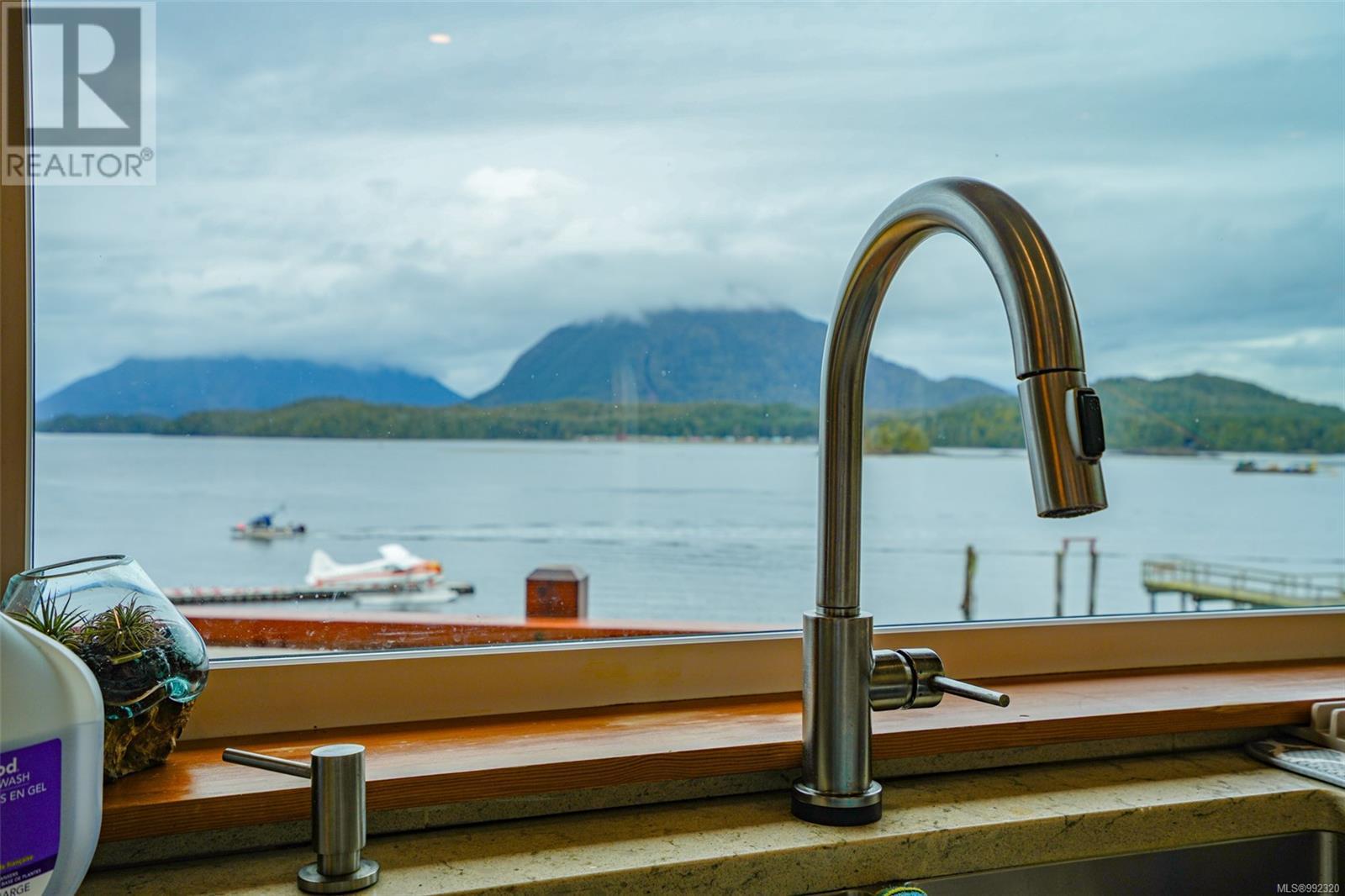 300 Main St, Tofino