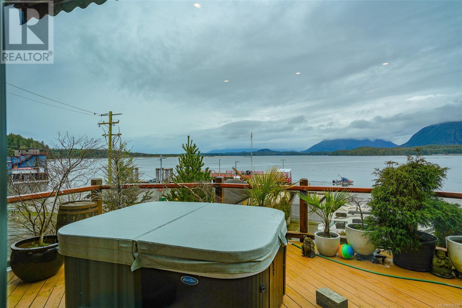 300 Main St, Tofino