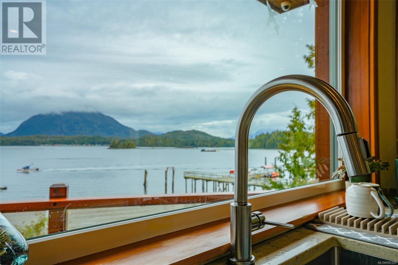 300 Main St, Tofino