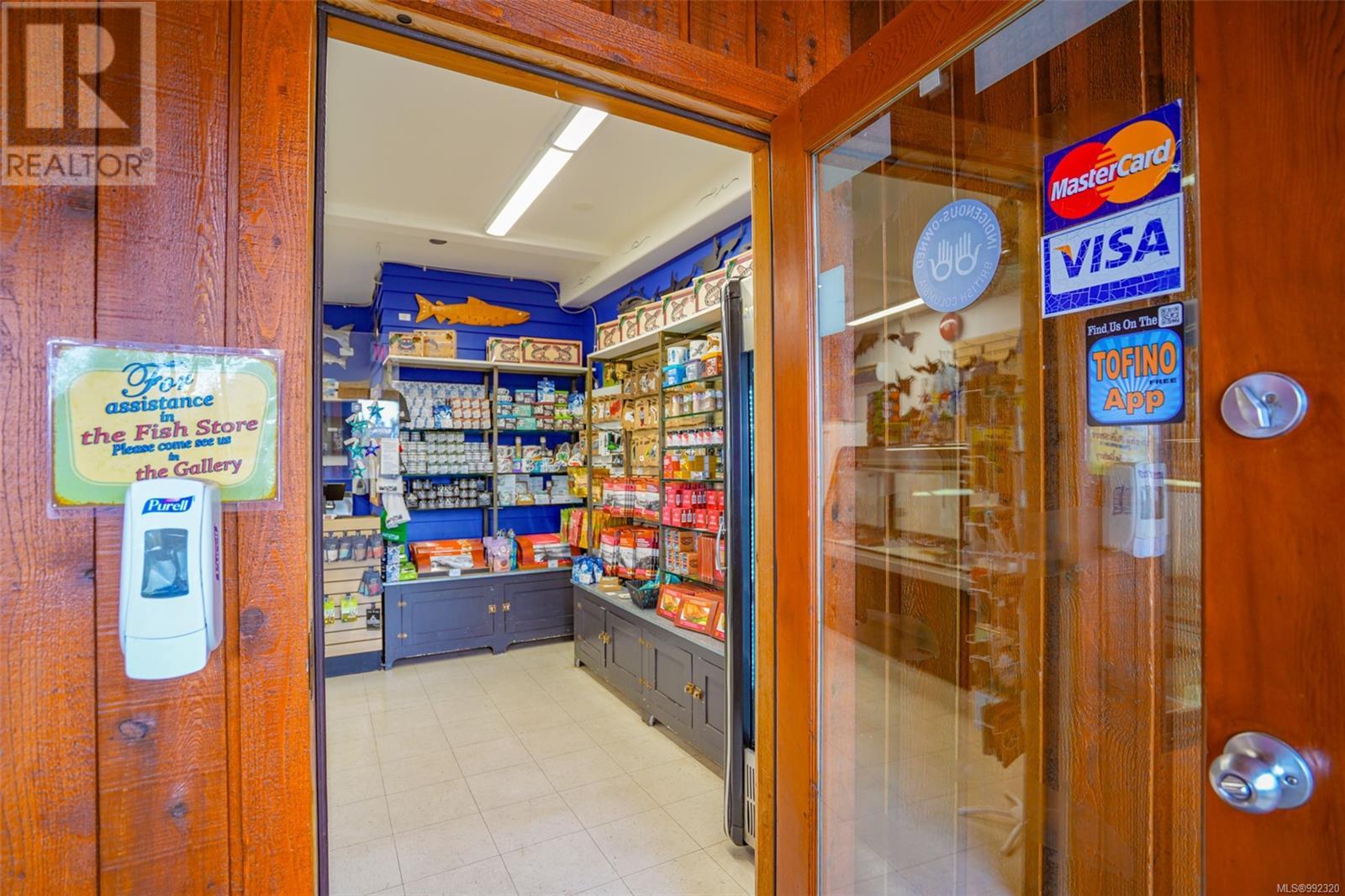300 Main St, Tofino