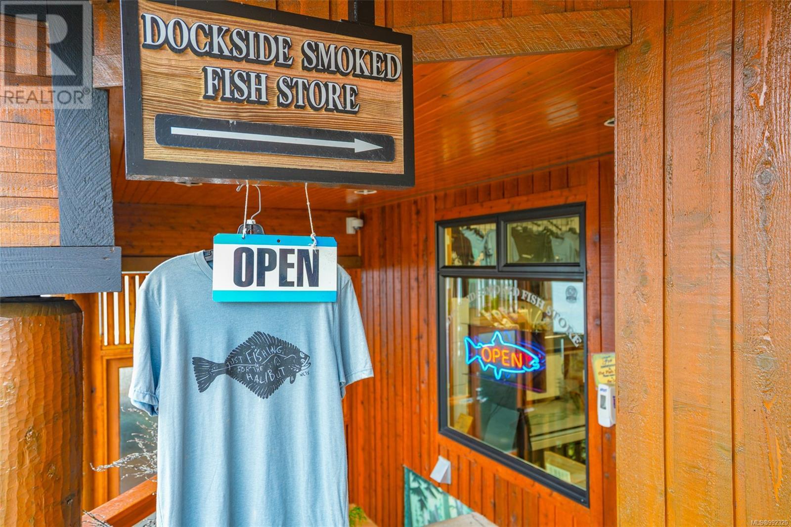 300 Main St, Tofino