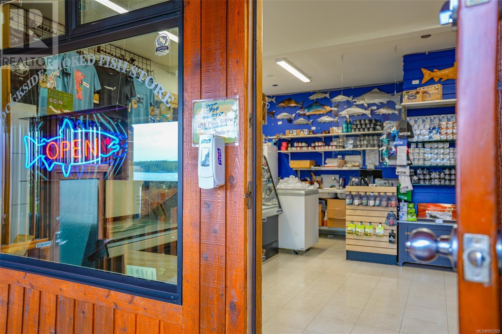 300 Main St, Tofino