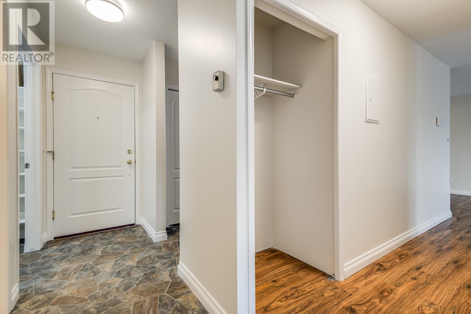 219 3163 Richter Street, Kelowna