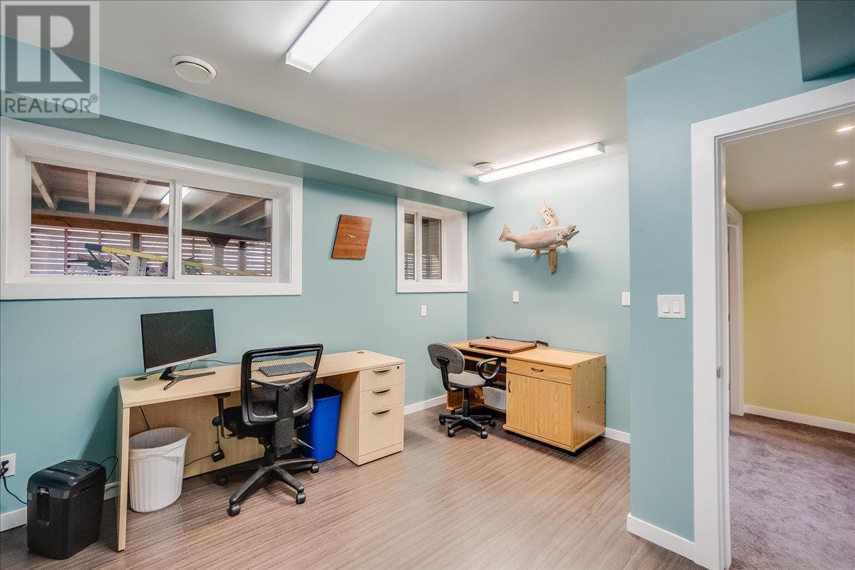 8480 Highway 22A, Trail